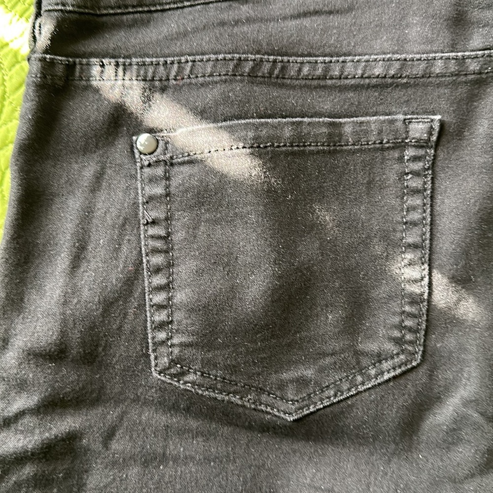 Jeans - Picture 2 of 7
